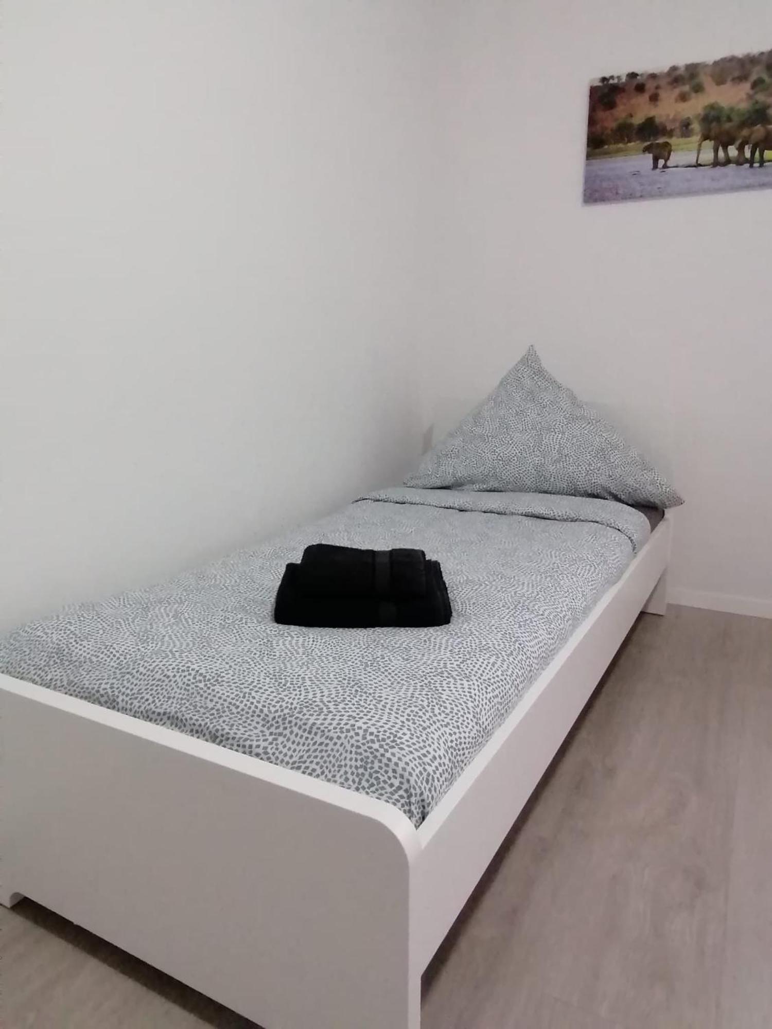Estrella24 Living Rooms Sydney Herne Buitenkant foto
